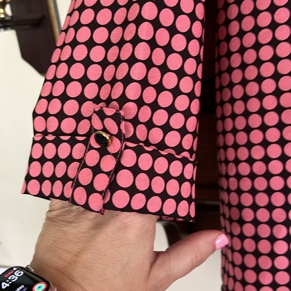 WISHFUL PARK Salmon Pink/Black Polka Dot Top W/Button Cuffs, Sz Medium, GUC. - Picture 5 of 8